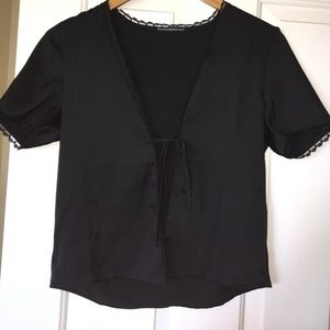 Brandy Melville Leesa Top in Black
